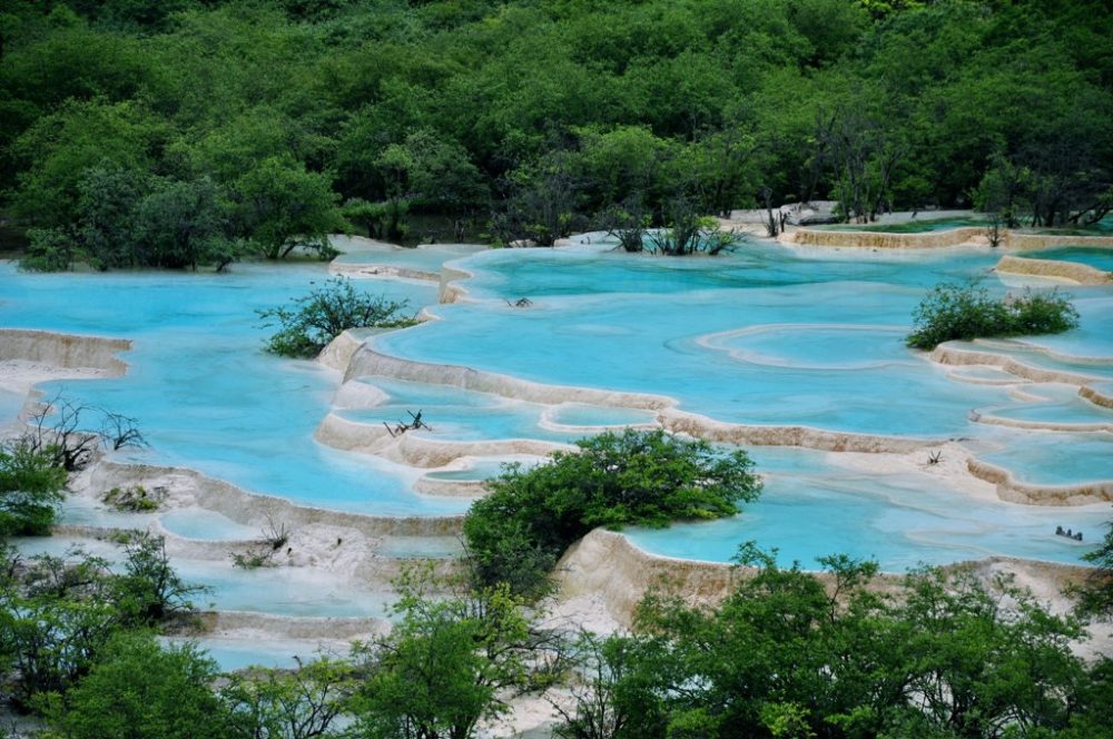 huanglong-pools